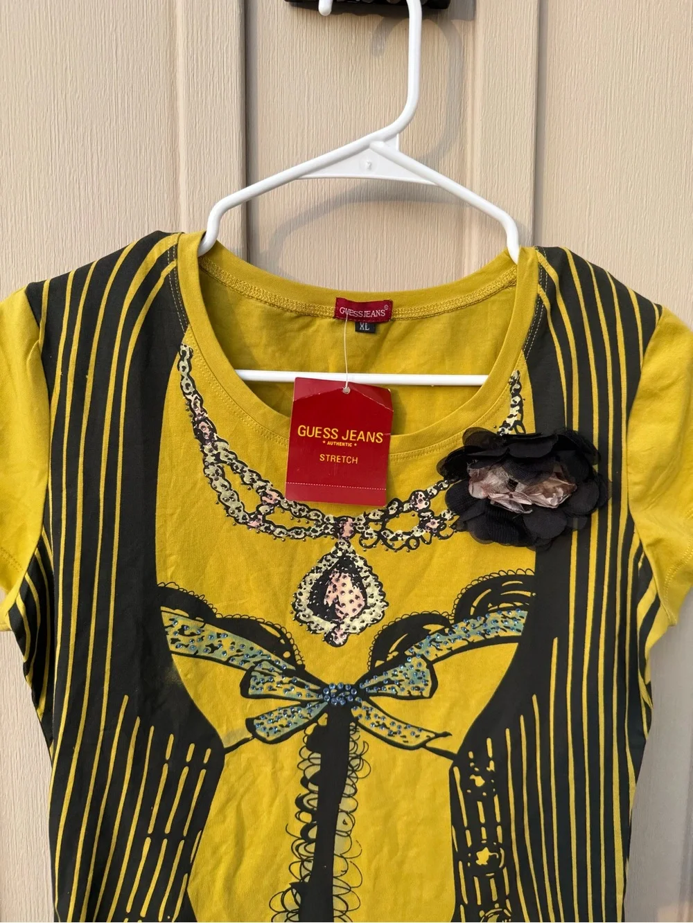 Guess Jeans Deadstock Y2K Yellow Graphic Tee with Black Print XL - Picture 2 of 6
